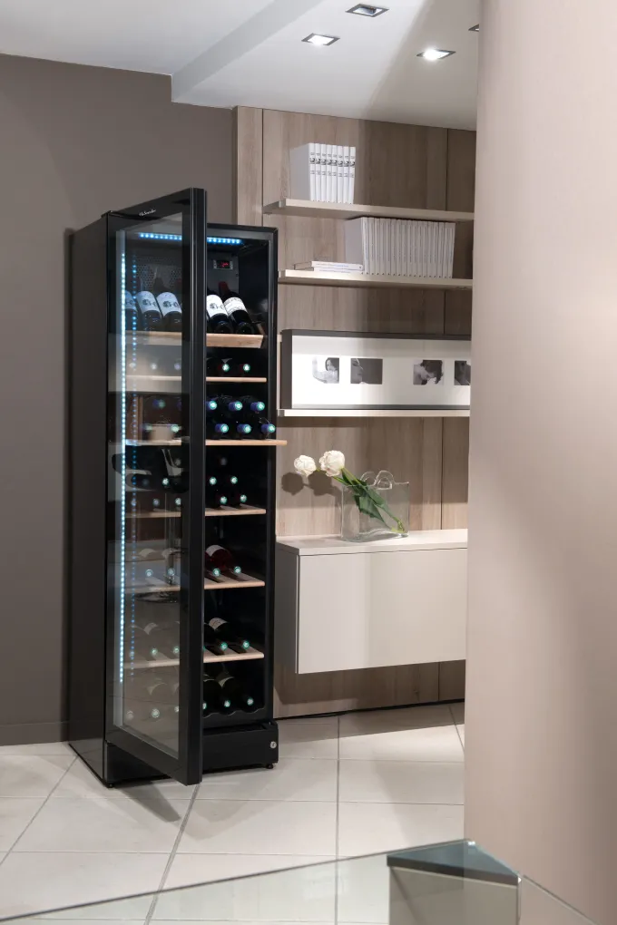 Cave à vin de Vieillissement Température Multi Zone VIP196 - 195 Bouteilles - La Sommelière
