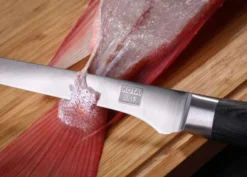 Couteau à Poisson pour Filet de Sole avec Saya et Boîte en Bambou Lame 200 mm - Kotai