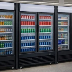 Frigo Professionnel Vitré Noir 2 Portes Battantes avec Caisson Lumineux Série G 950L - Polar