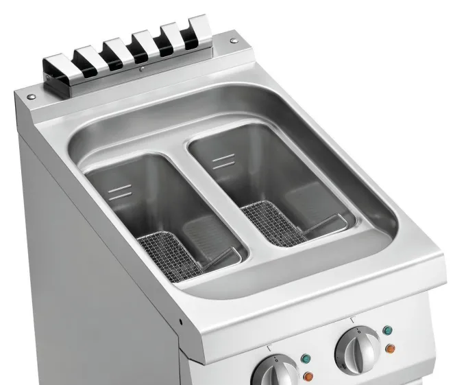 Friteuse Professionnelle - 2 x 9 Litres - 15 kW - sur Armoire - Bartscher