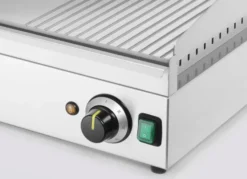Plancha Rainurée 1/3 Kitchen Line 220-240V/3500W 697x474x(H)241mm - Hendi