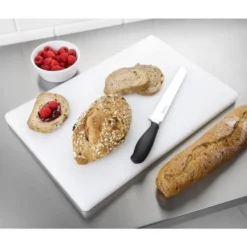 Planche à découper 450 x 350 x 20 mm blanche basse densité - Hygiplas