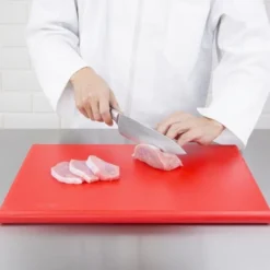 Planche polyéthylène 600 x 450 mm haute densité rouge - Hygiplas