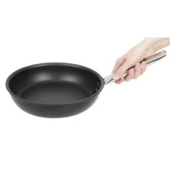 Poêle anti-adhésive professionnelle sous-couche céramique 24 cm Bourgeat