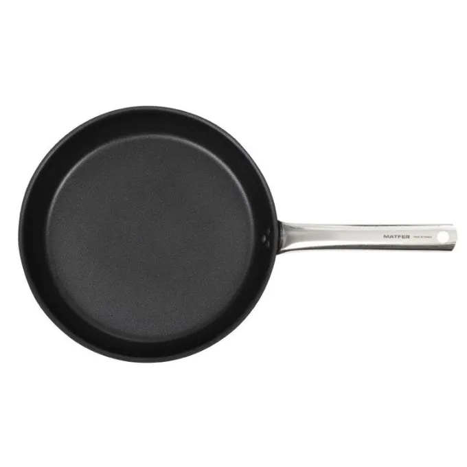 Poêle professionnelle anti-adhésive sous-couche céramique 32 cm Bourgeat