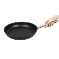 Poêle professionnelle anti-adhésive sous-couche céramique 32 cm Bourgeat