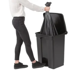 Poubelle de cuisine à pédale 65 litres Noire - Jantex