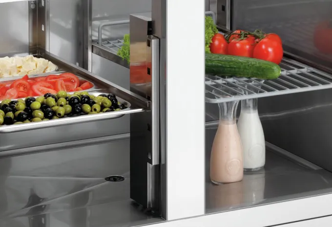 Saladette Réfrigérée 2 Portes avec Couvercle 900T2 - Bartscher