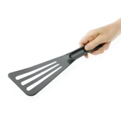 Spatule professionnelle ajourée résistant à la chaleur Matfer - 305 mm
